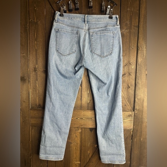 (16)EUC• Ann Taylor Loft• size 27/4• curvy•Cuffed•Cropped - Picture 2 of 8